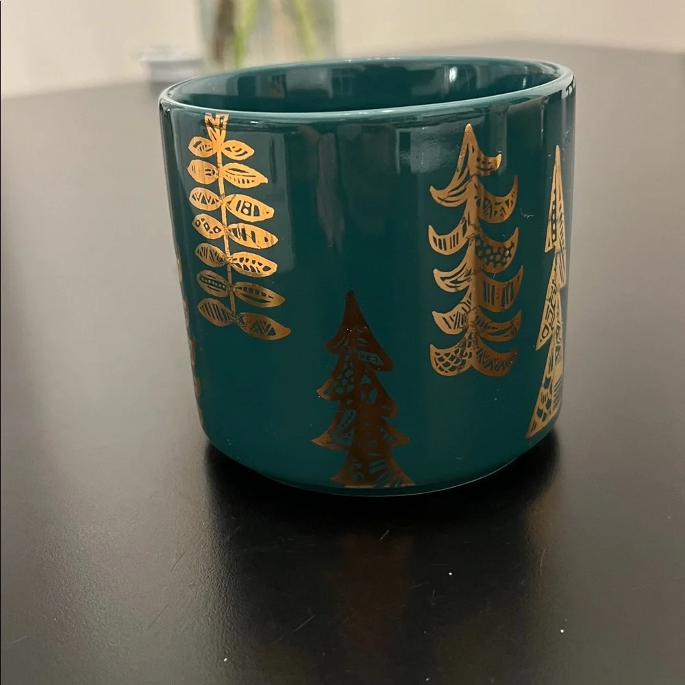 Starbucks 14 oz 2015 Christmas Tree Holiday Mug